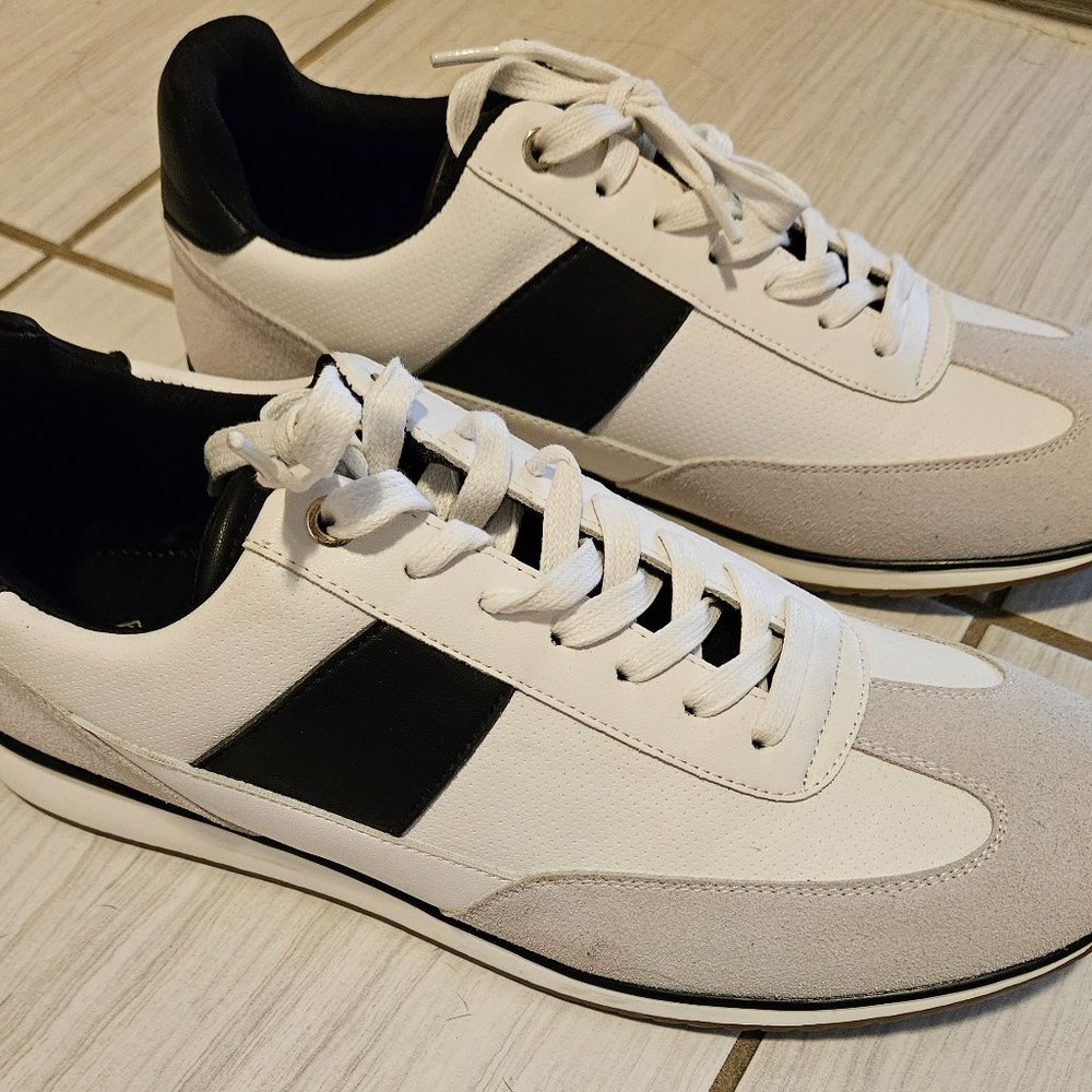 Marv Low Top Casual Lace Up Sneakers
